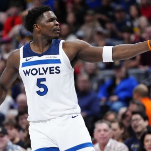 开云-爱德华兹：我和队友说前面你们来 最后几分钟把球交给我就行